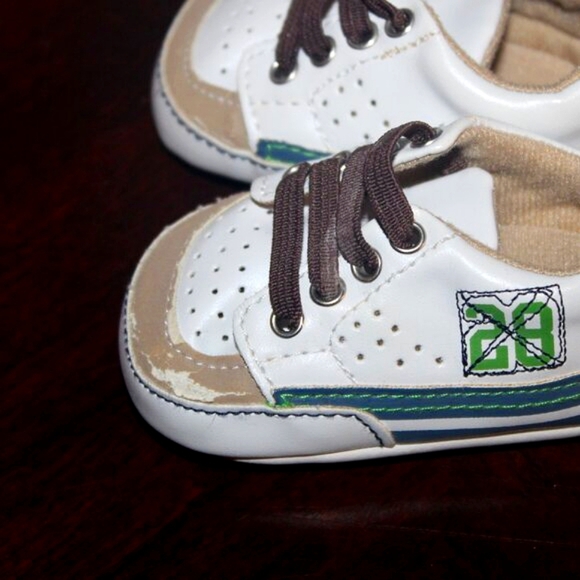 Lot of 4 Pairs Baby Boy Shoes Newborn NB - Picture 6 of 10